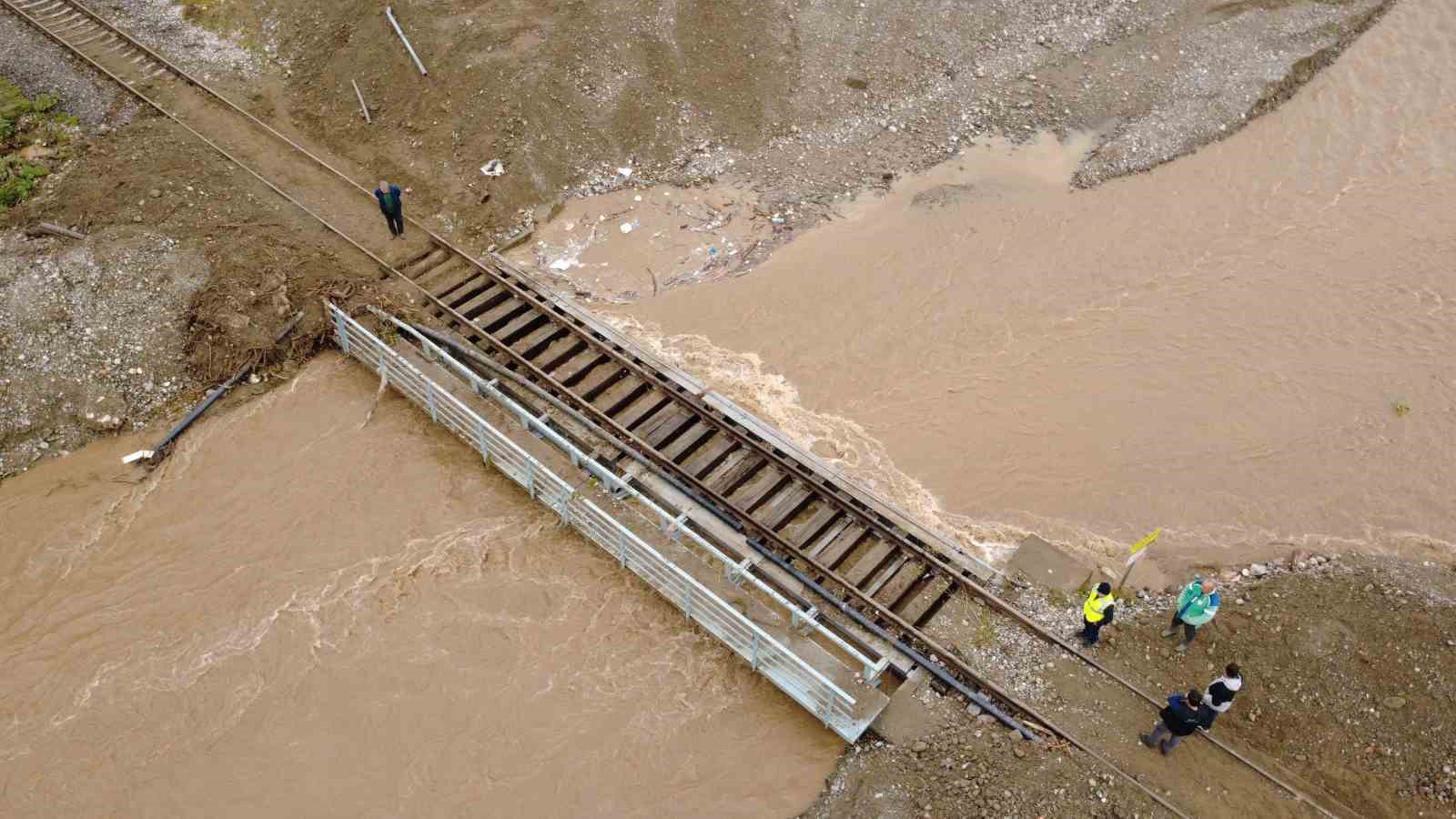 Manisa’nın Salihli ilçesi yağış felaketi yaşadı
