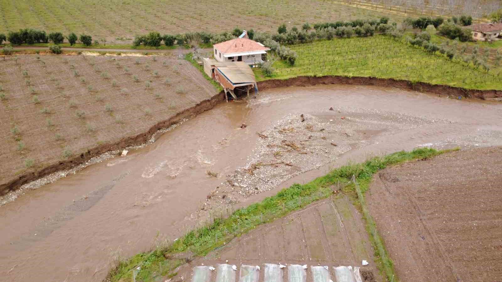 Manisa’nın Salihli ilçesi yağış felaketi yaşadı
