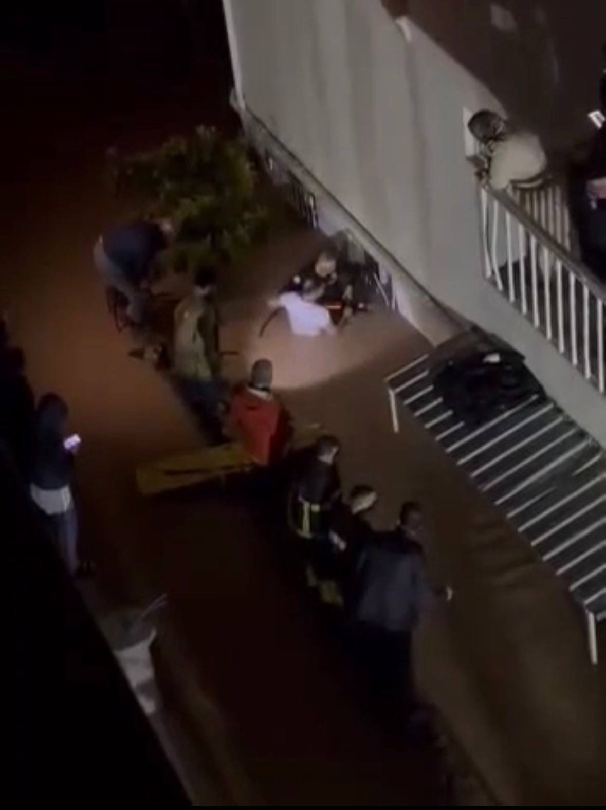 Mardin’de bazı ev ve işyerlerini su bastı
