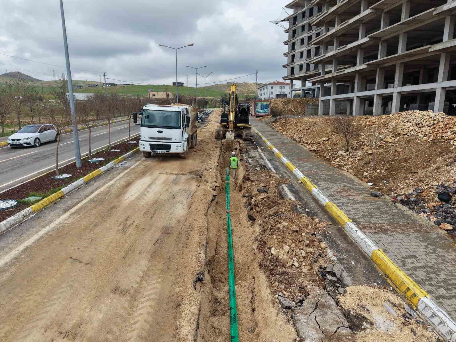 Mardin’de bir mahallede daha atıksu hattı döşeme çalışması tamamlandı
