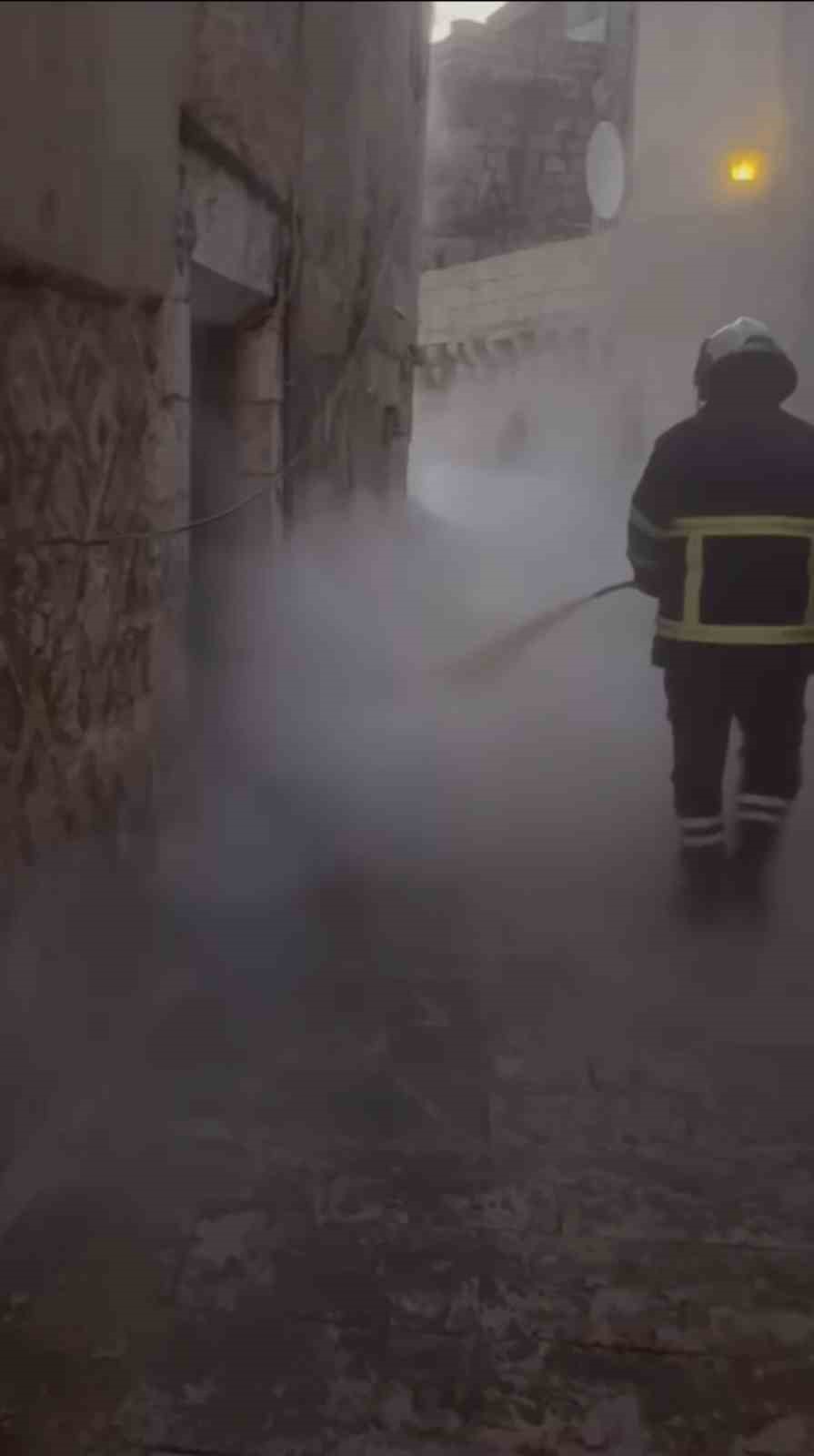 Mardin’de evdeki tüp yangını paniğe neden oldu
