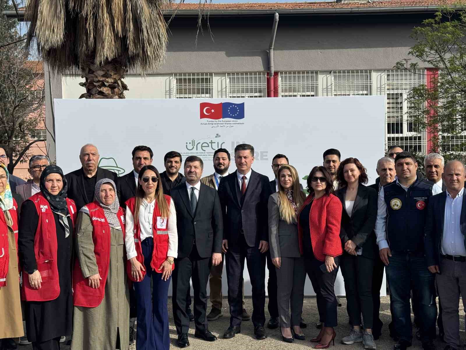 Mardin’de INSURE Projesi kapsamında 4 milyon liralık ekipman teslim töreni
Mardin’de INSURE Projesi kapsamında 4 milyon liralık ekipman teslim töreni