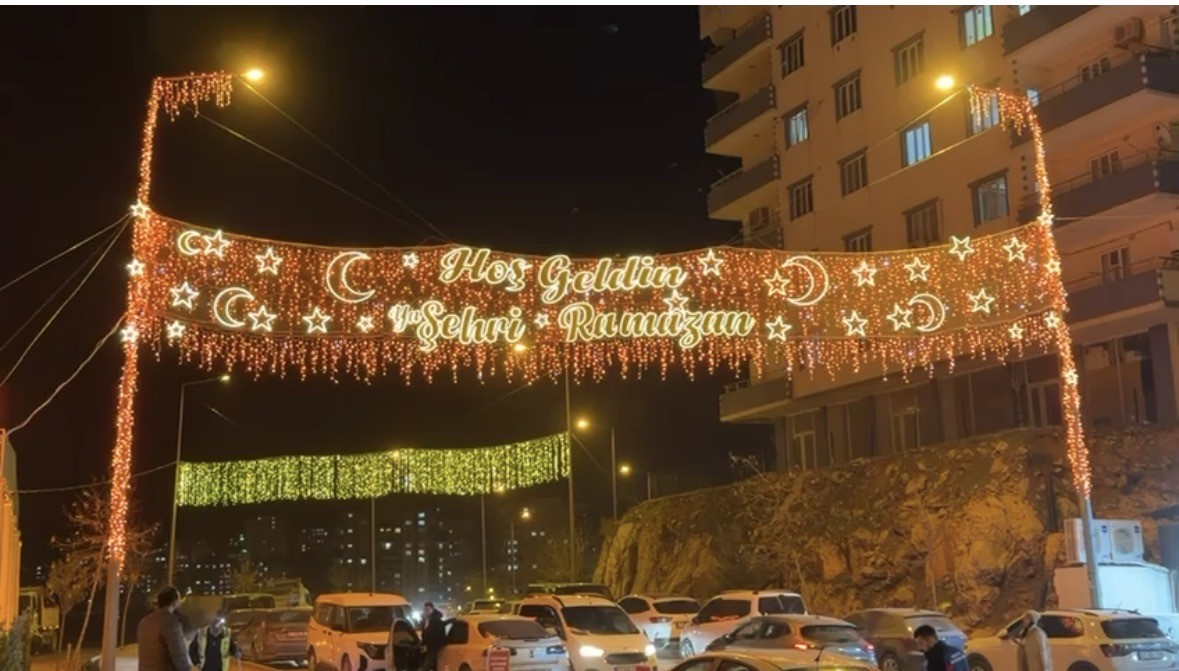 Mardin’de Ramazan Sokağı’na yoğun ilgi
Mardin’de Ramazan Sokağı’na yoğun ilgi