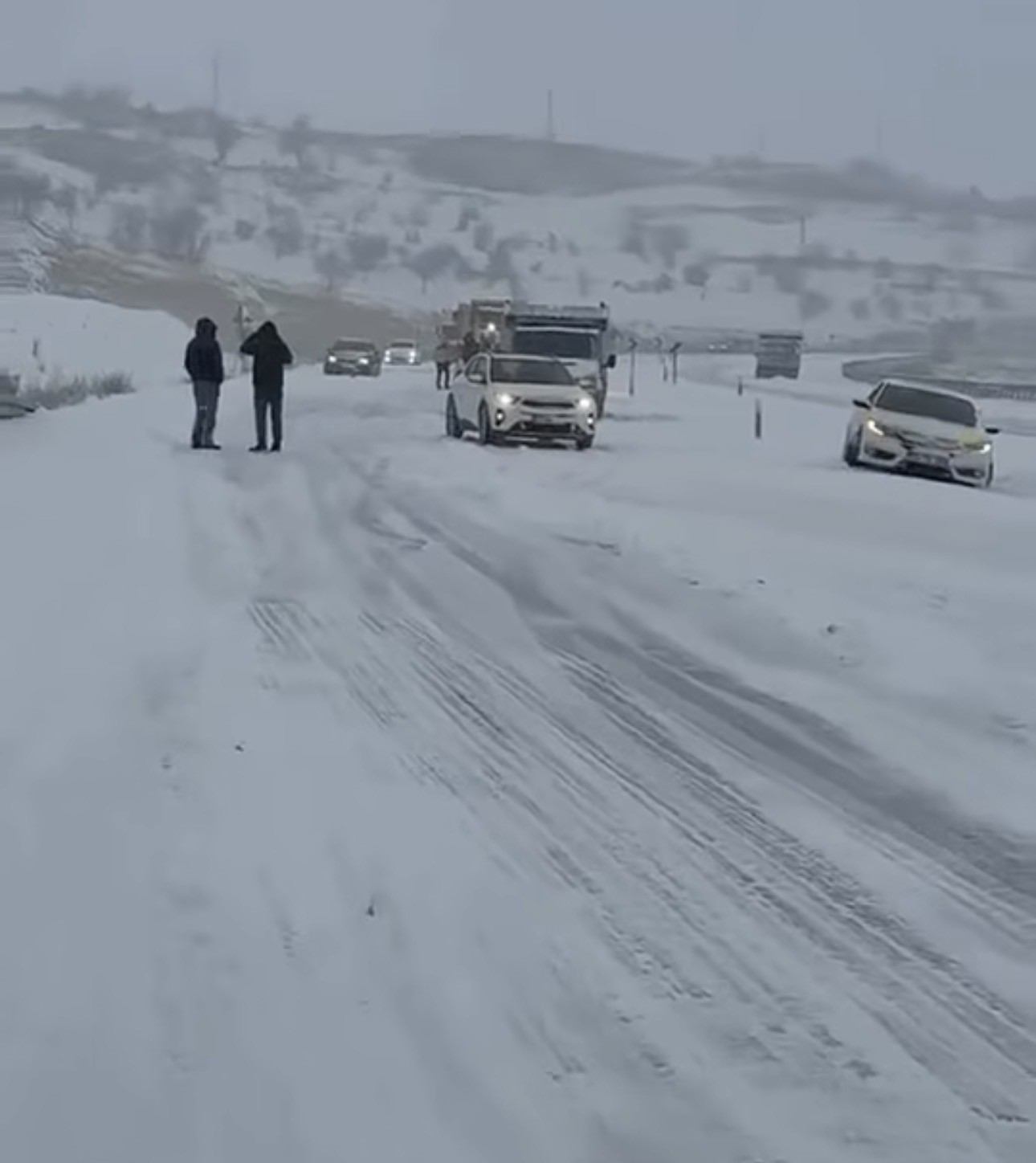 Mardin’de son yılların en yoğun kar yağışı
