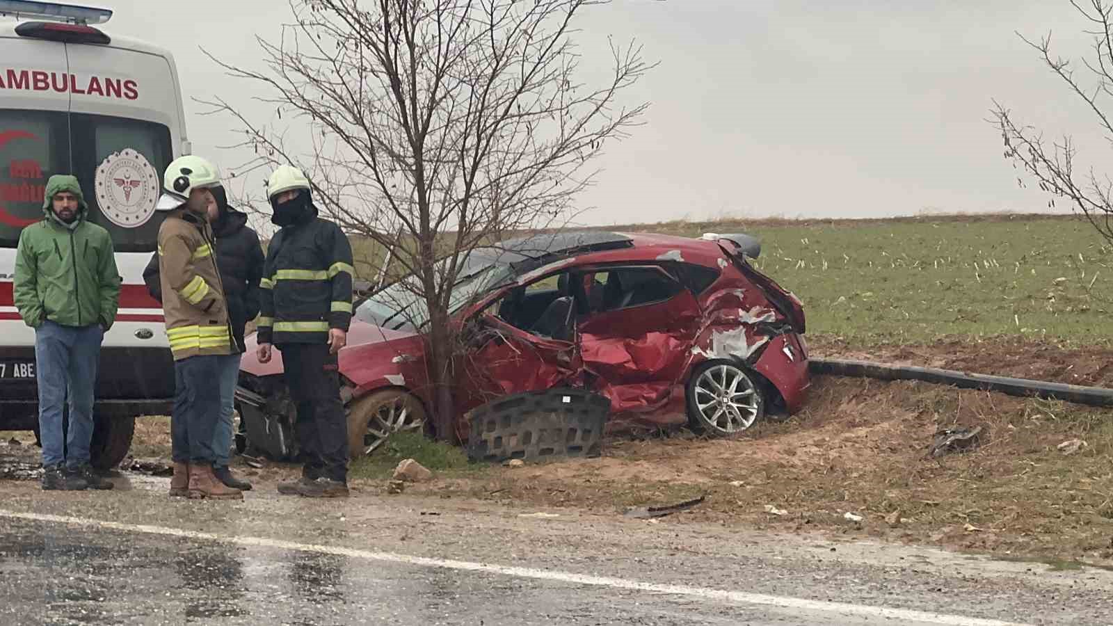Mardin’de tır ile otomobil çarpıştı: 1 ölü, 4 yaralı
