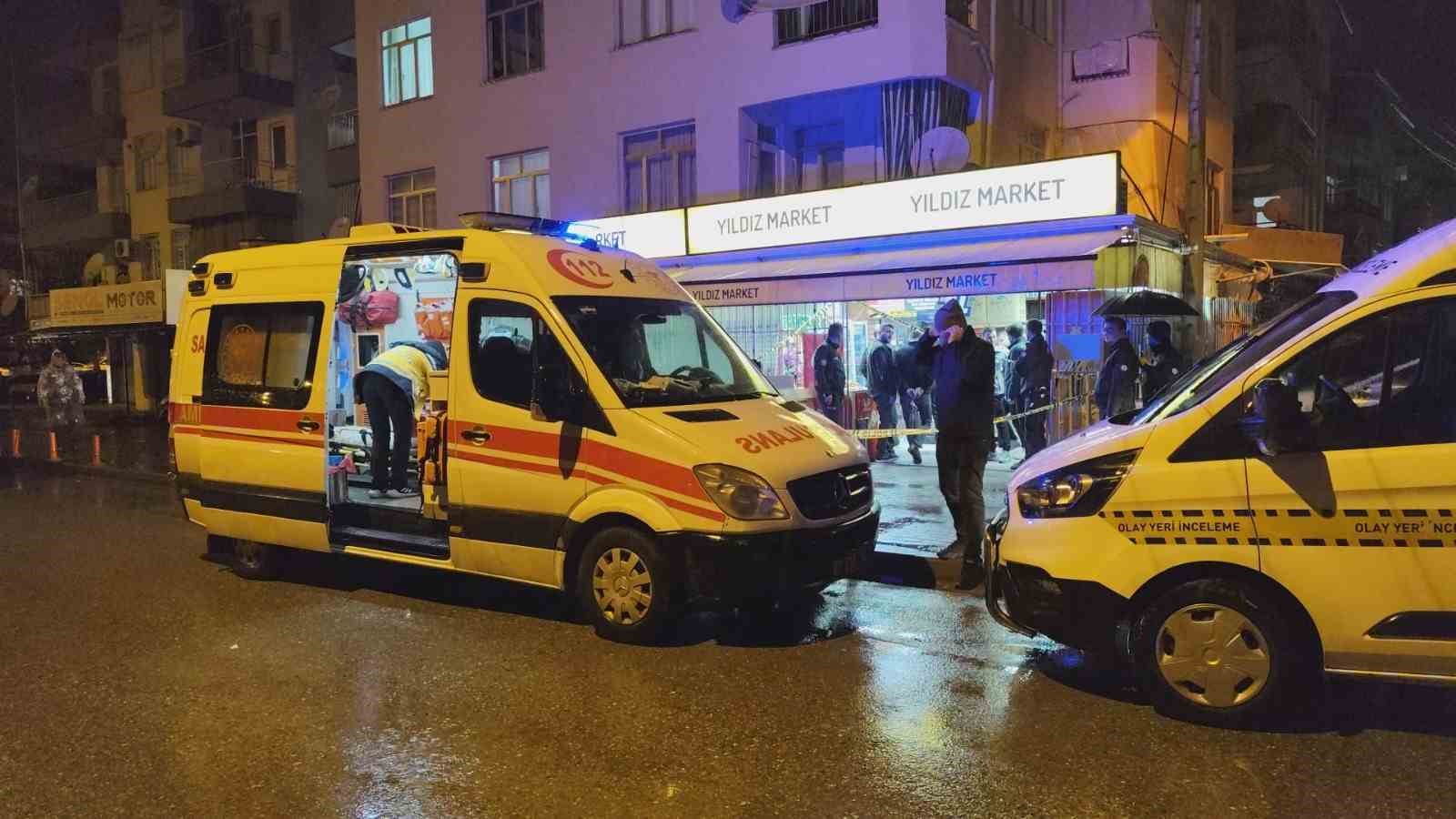 Markette işyeri sahibinin oğlu ile müşteri arasındaki tartışma cinayetle sonuçlandı
