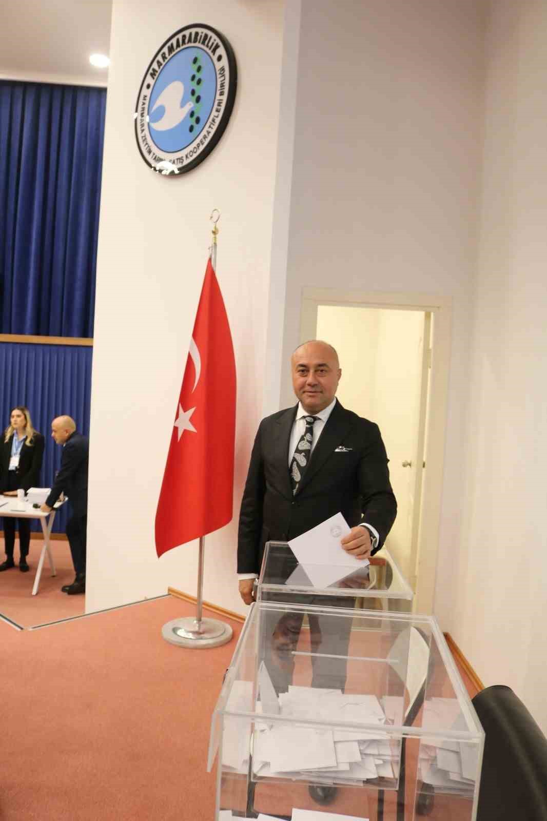 Marmarabirlik’te yeni dönem: Ali Yıldız ve ekibi 4 yıllığına göreve seçildi
