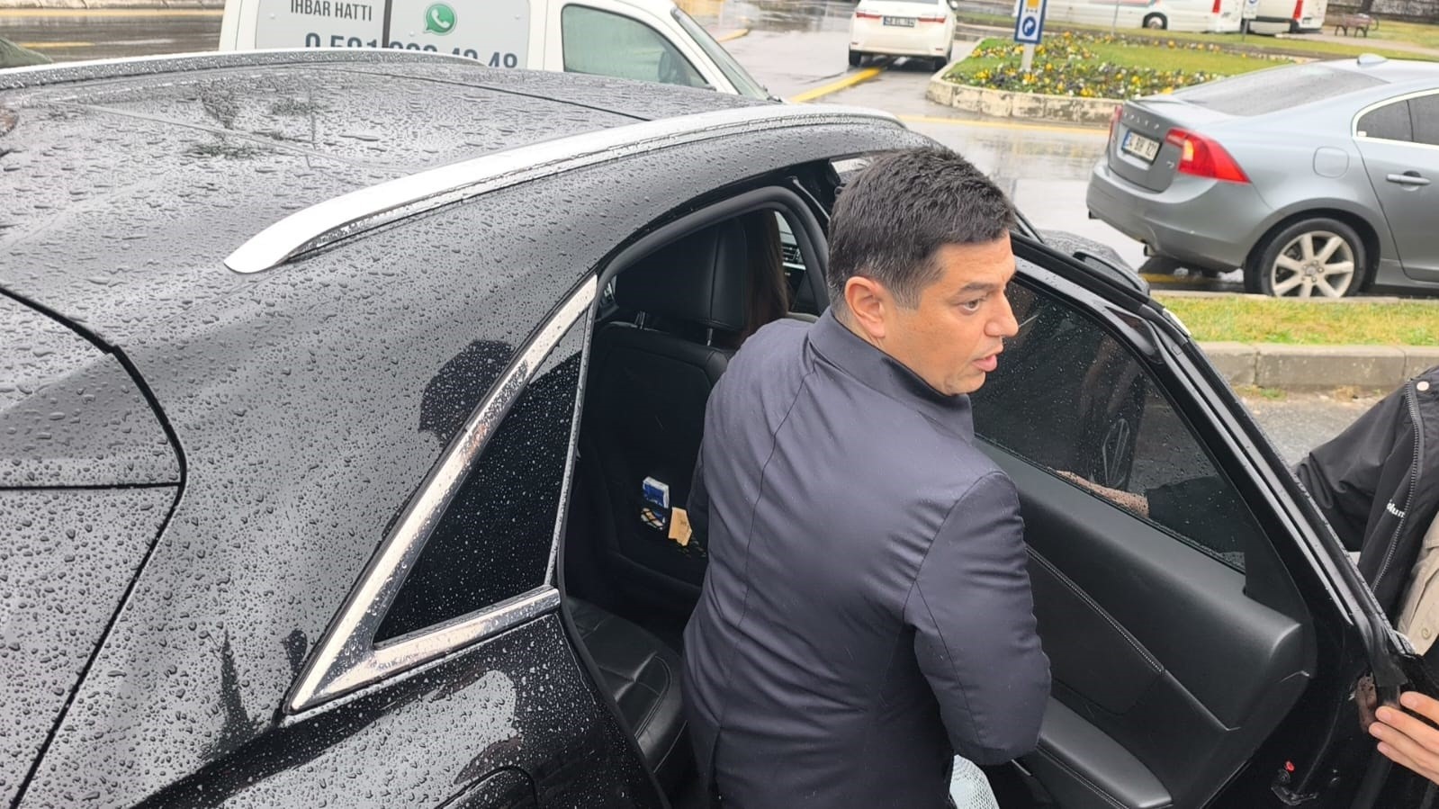 Marmaris Belediye Başkanı Ünlü’nün yargılandığı davalarda karar çıkmadı
Marmaris Belediye Başkanı Ünlü’nün yargılandığı davalarda karar çıkmadı