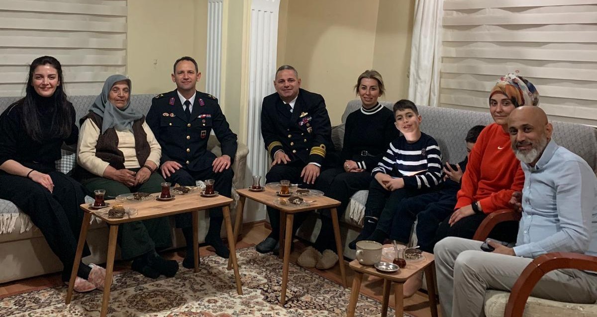 Marmaris Kaymakamı Kaya, şehit ve gazi ailelerini 18 Mart’ta unutmadı
