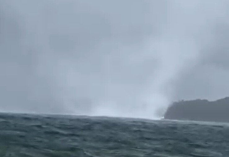 Marmaris Körfezi’nde hortum paniği
