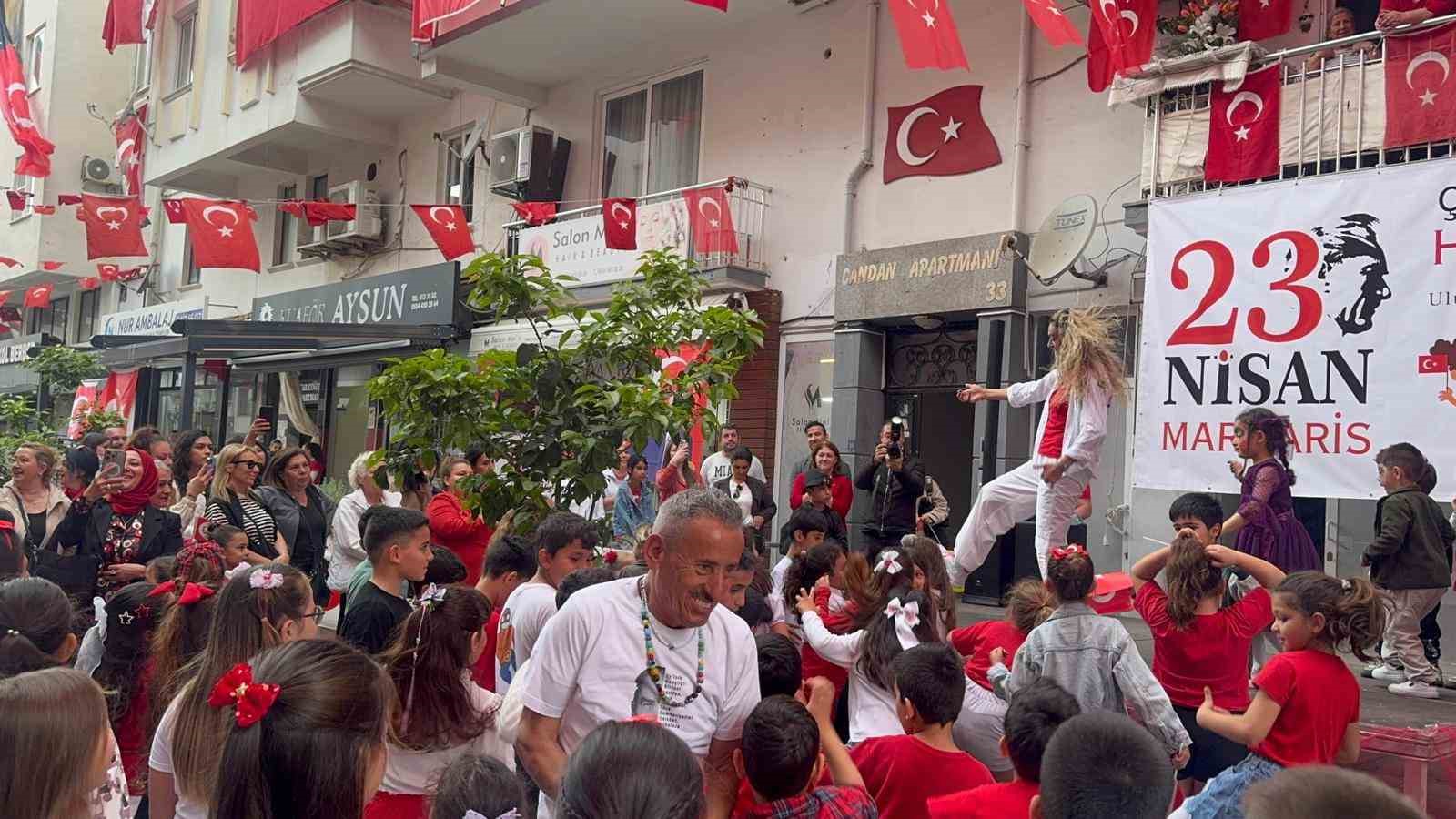 Marmaris’te 105 Sokak’ta bayram coşkusu büyüdü
