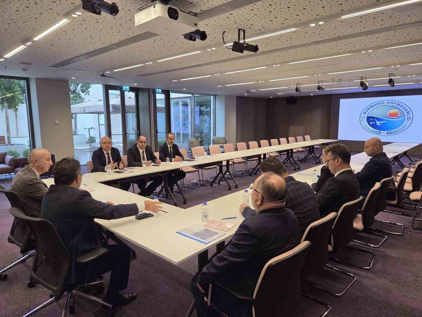 Marmaris’te 2026 eğitim yatırımları için toplantı yapıldı

