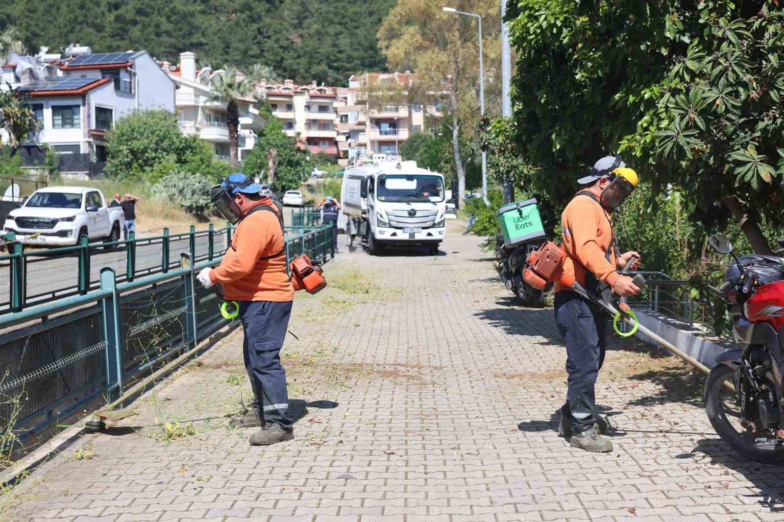 Marmaris’te bahar temizliği başladı
