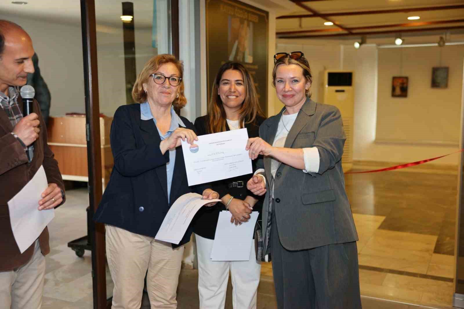 Marmaris’te el emeği eserler görücüye çıktı
