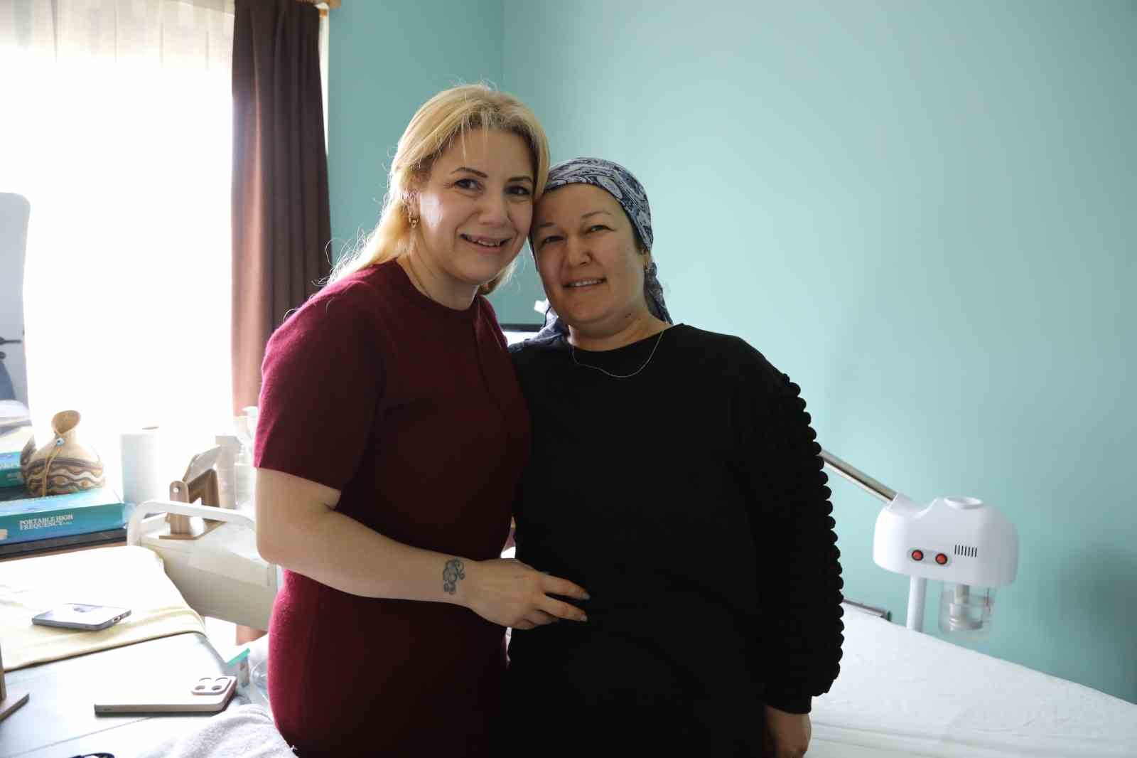 Marmaris’te kadın saha personeline ücretsiz cilt bakımı
