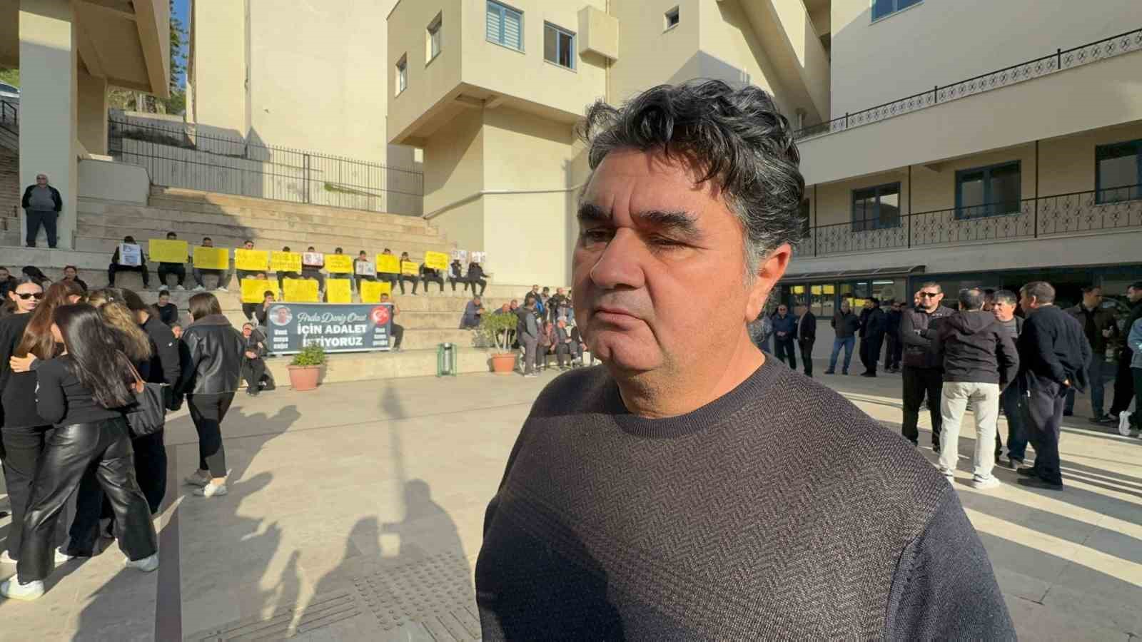 Marmaris’te teknedeki kavgada hayatını kaybeden gencin davası başladı: Adliye önünde "adalet istiyoruz" sesi yükseldi
Marmaris’te teknedeki kavgada hayatını kaybeden gencin davası başladı: Adliye önünde "adalet istiyoruz" sesi yükseldi