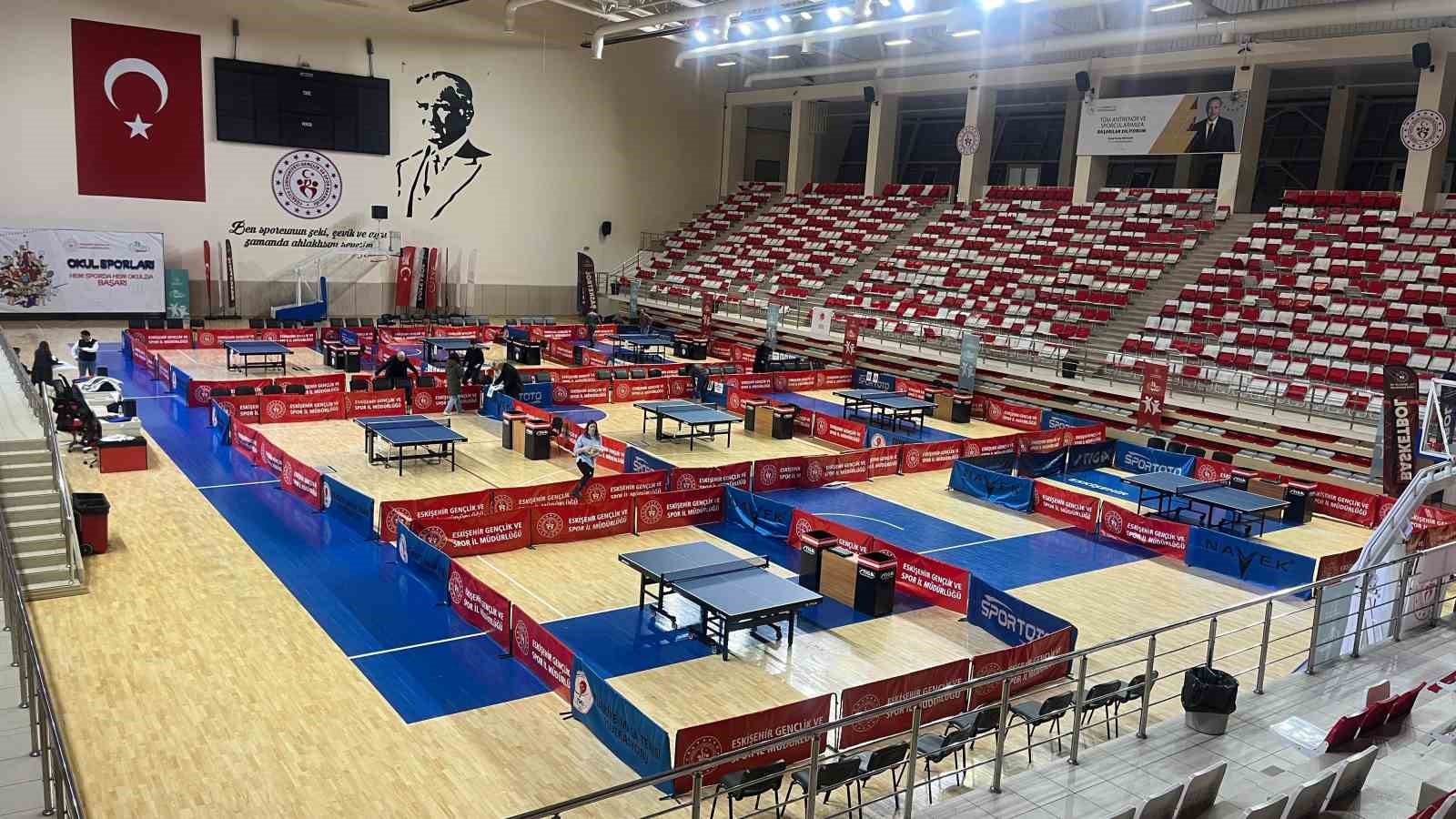 Masa tenisinin kalbi Eskişehir’de attı: 120 sporcu kıyasıya yarıştı
