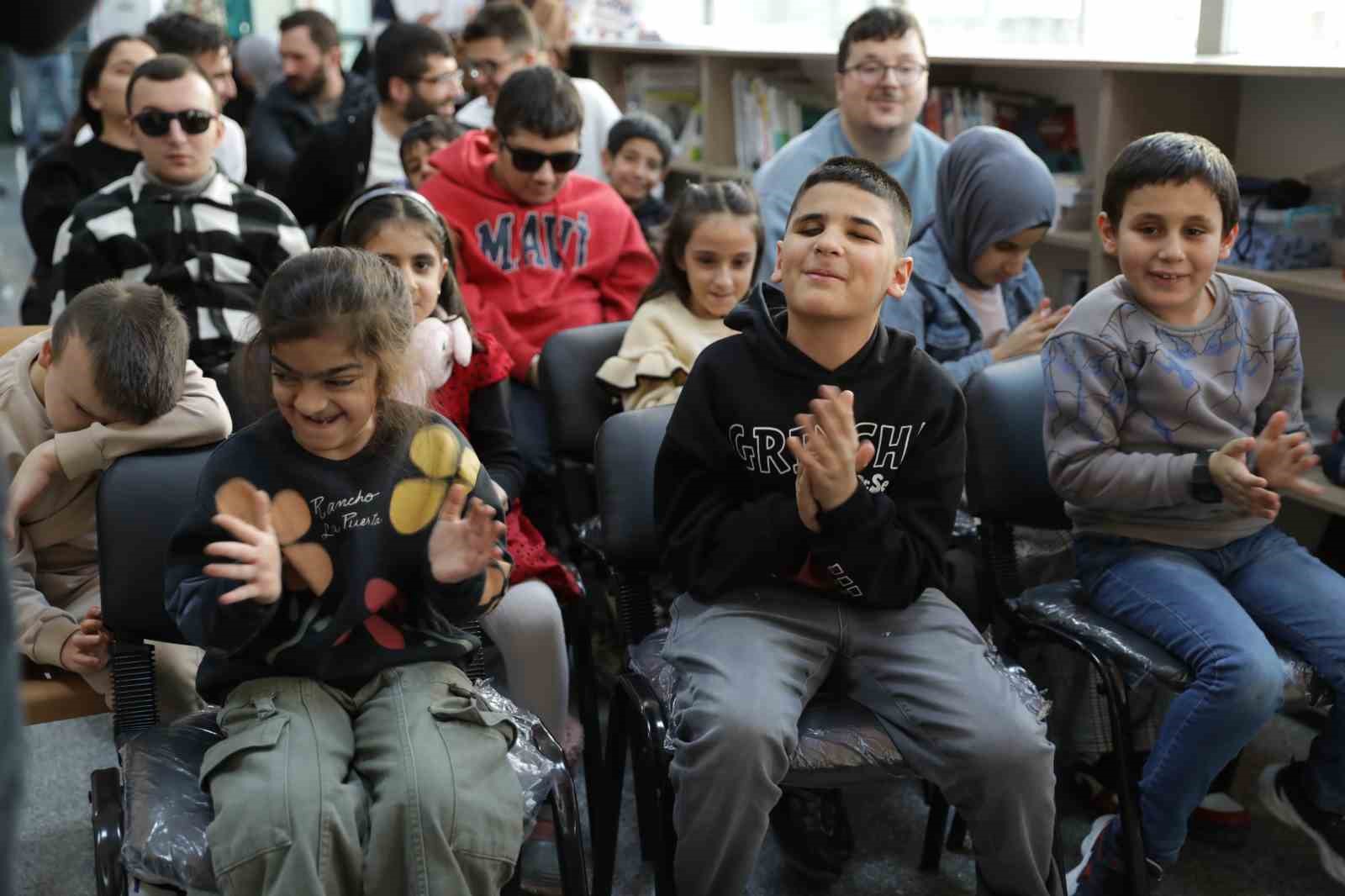 Masallarla engelsiz mutluluk
