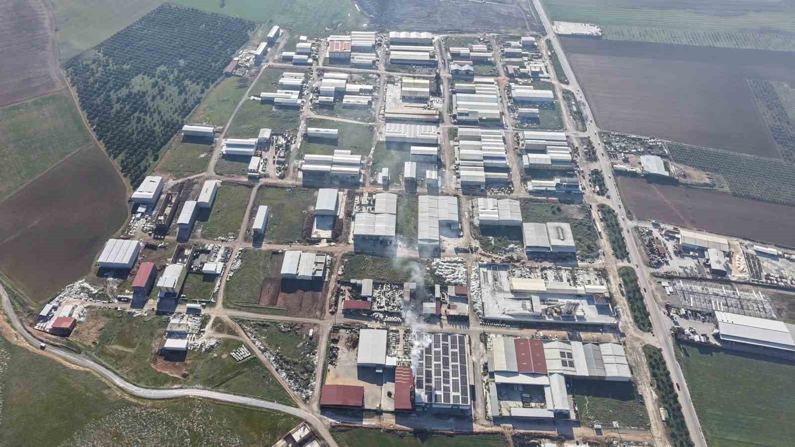 MASKİ’den sanayi esnafına kalıcı çözüm
MASKİ’den sanayi esnafına kalıcı çözüm