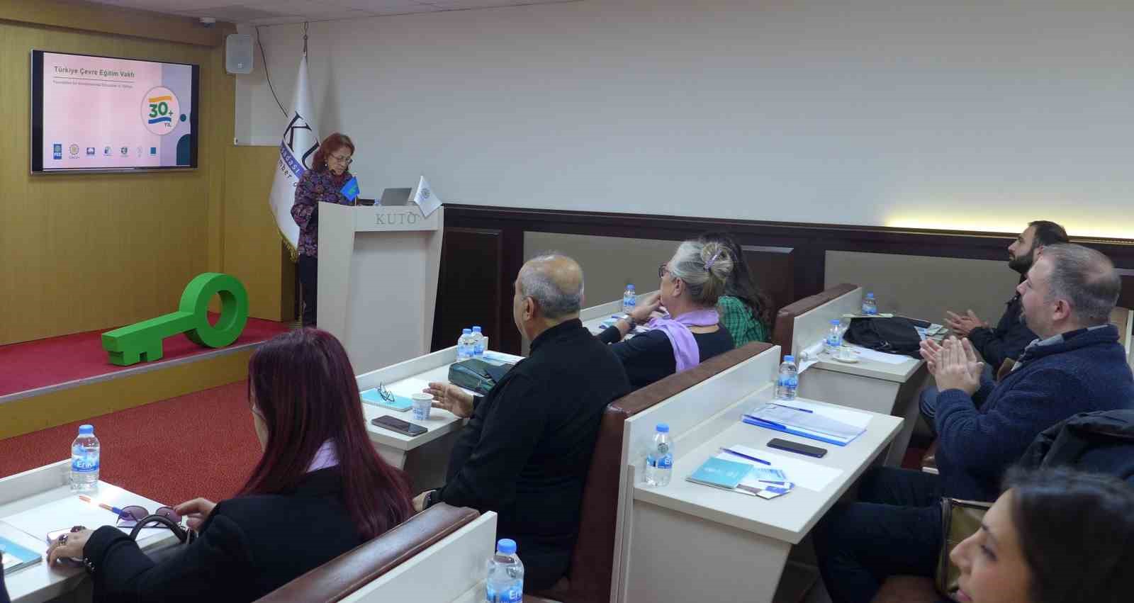 Mavi Bayrak ve Yeşil Anahtar Programları Bilgilendirme Toplantısı KUTO’da yapıldı
Mavi Bayrak ve Yeşil Anahtar Programları Bilgilendirme Toplantısı KUTO’da yapıldı