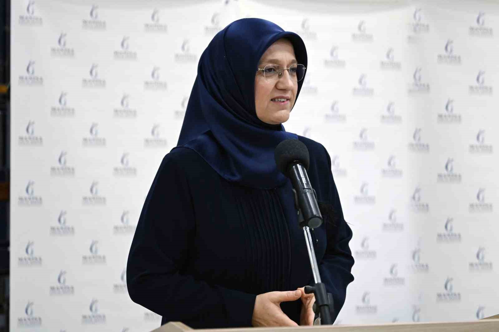 MCBÜ’de geleneksel bayramlaşma töreni gerçekleştirildi
