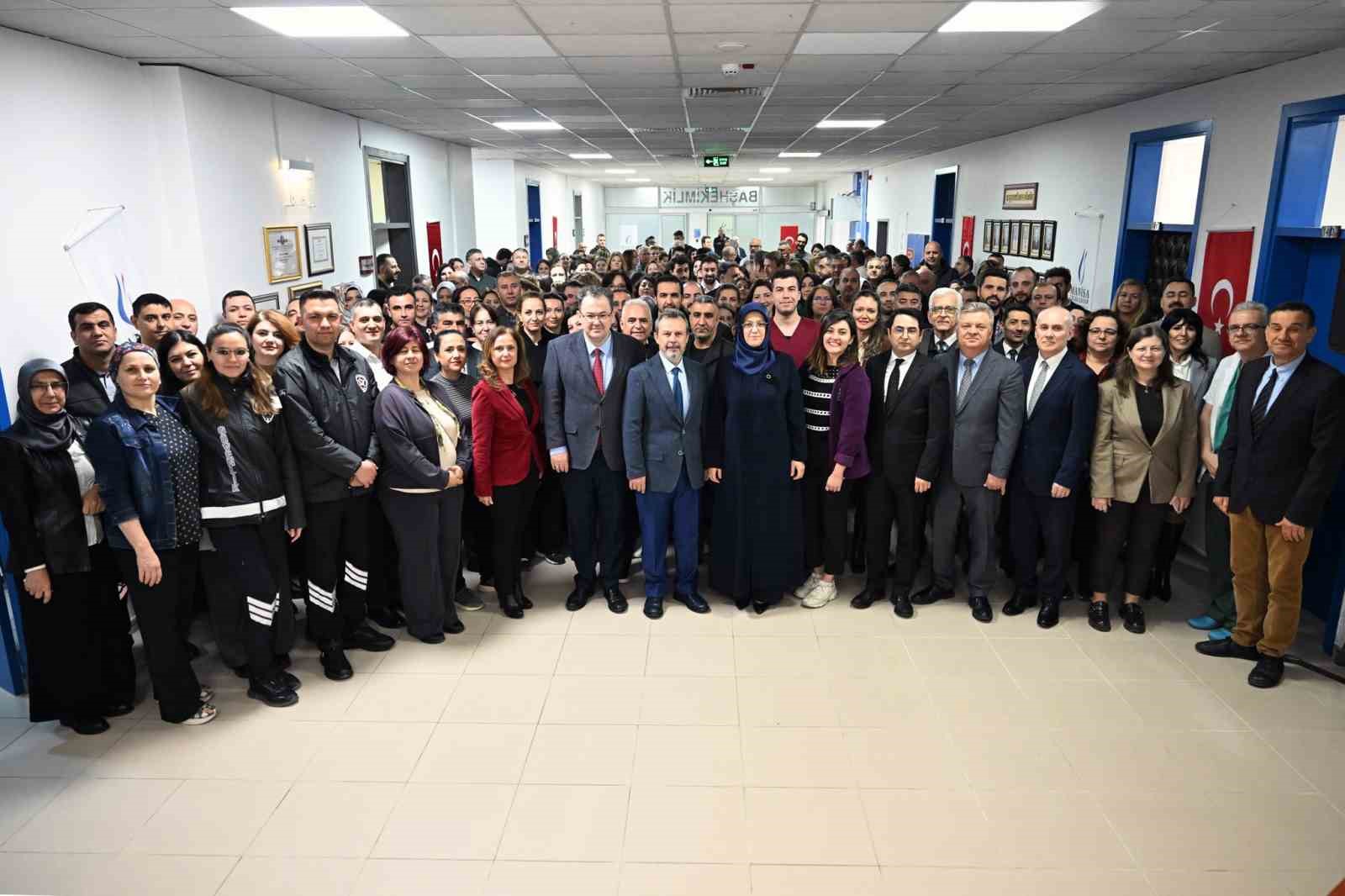 MCBÜ’de geleneksel bayramlaşma töreni gerçekleştirildi
