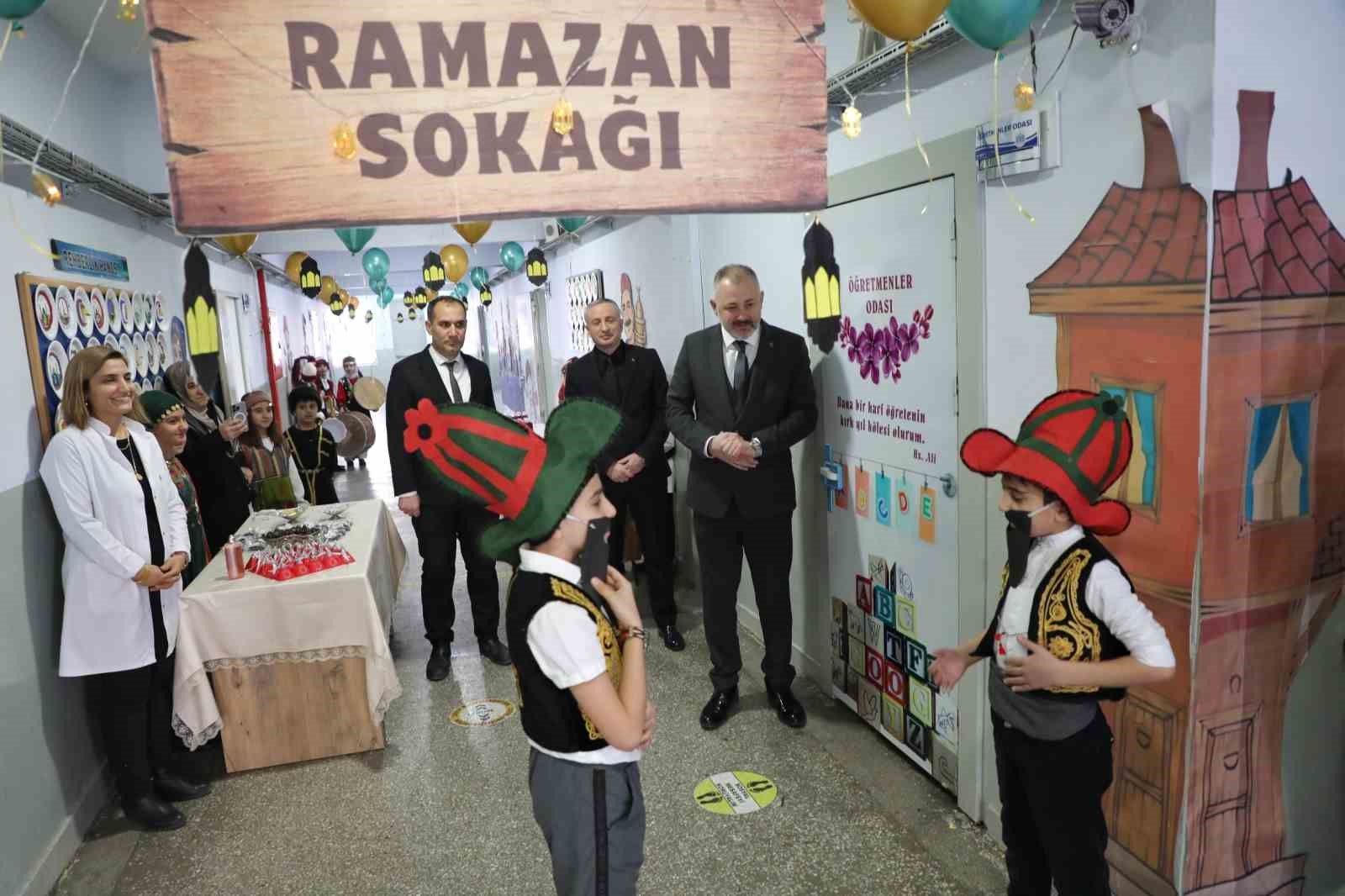 MEB Bilgi İşlem Genel Müdürü Karaman, Ağrı’da eğitim çalışmalarını yerinde inceledi
