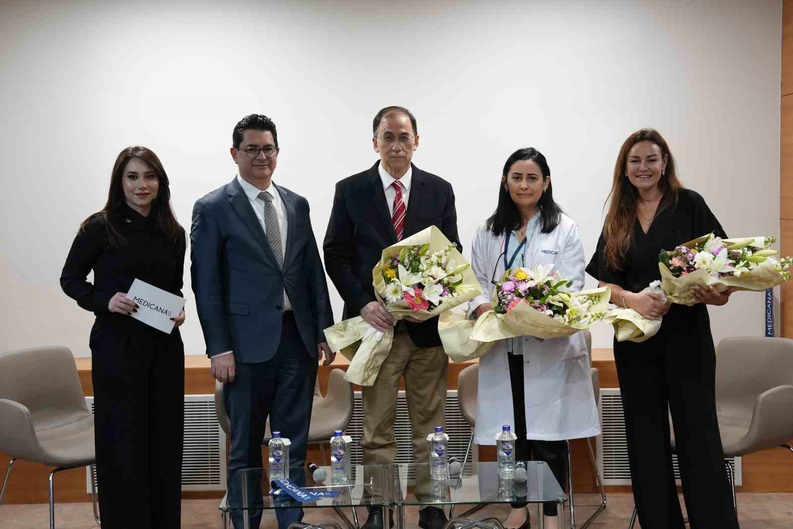 Medicana’da çocukluk çağı kanserleri günü buluşması
Medicana’da çocukluk çağı kanserleri günü buluşması