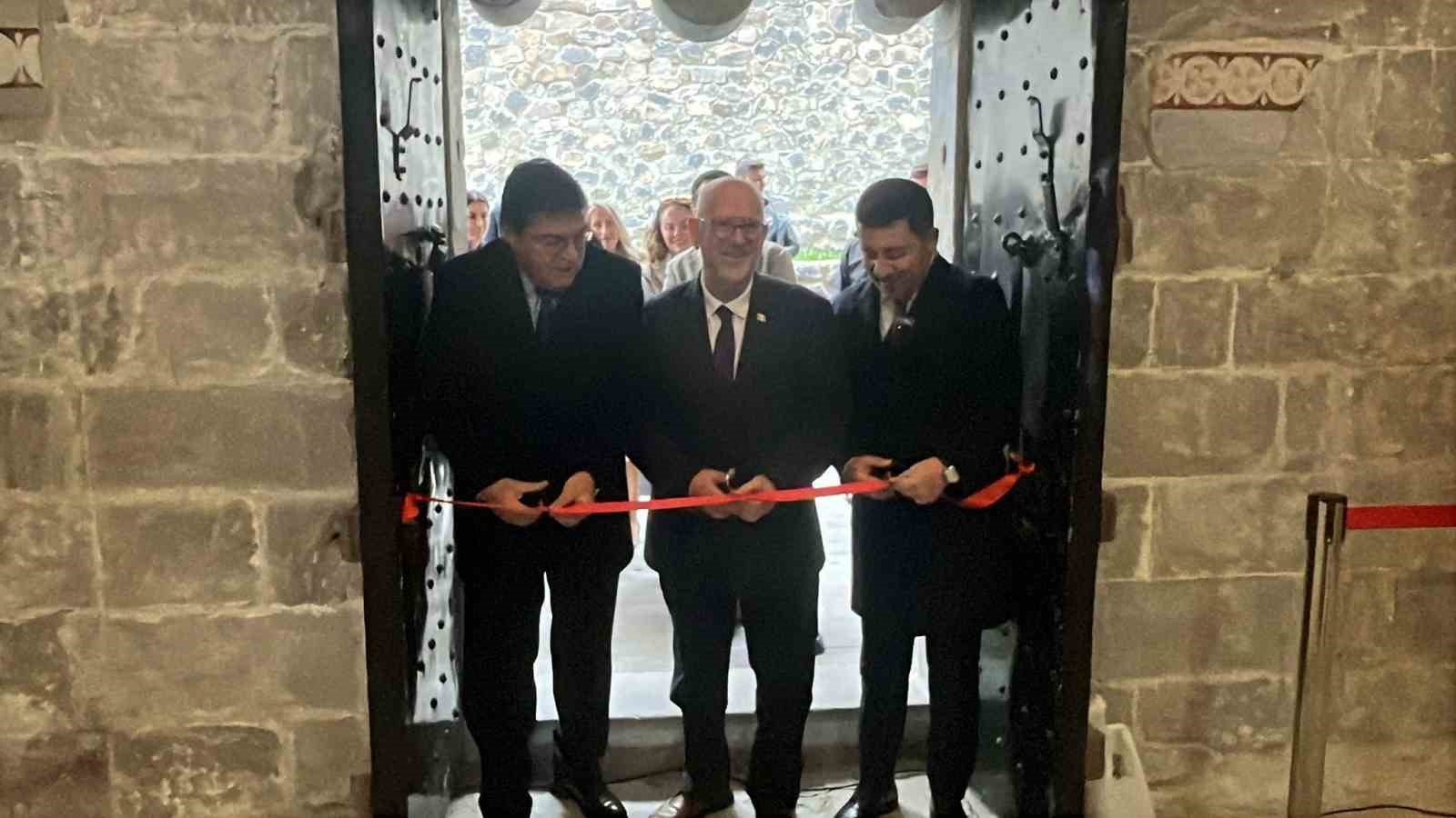 "Meksika Kültürel Çeşitlilik" sergisi Nevşehir’de açıldı
"Meksika Kültürel Çeşitlilik" sergisi Nevşehir’de açıldı