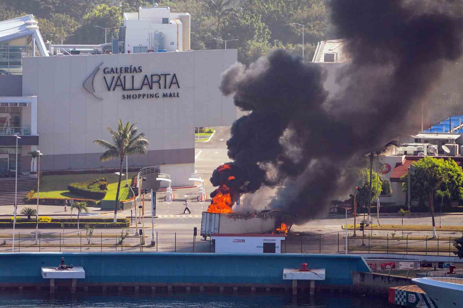 Meksika’da kartel liderinin öldürüldüğü eyalete 2 bin 500 asker daha konuşlandırıldı
