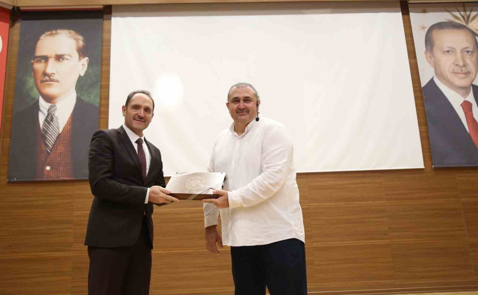 Melikgazi’de Çanakkale Ruhu yaşatıldı
Melikgazi’de Çanakkale Ruhu yaşatıldı