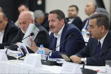 Memur-Sen: "4688 sayılı Kanun; kamu görevlilerinin yükünü ve emeğin karşılığını taşımakta yetersiz kalmaktadır"
