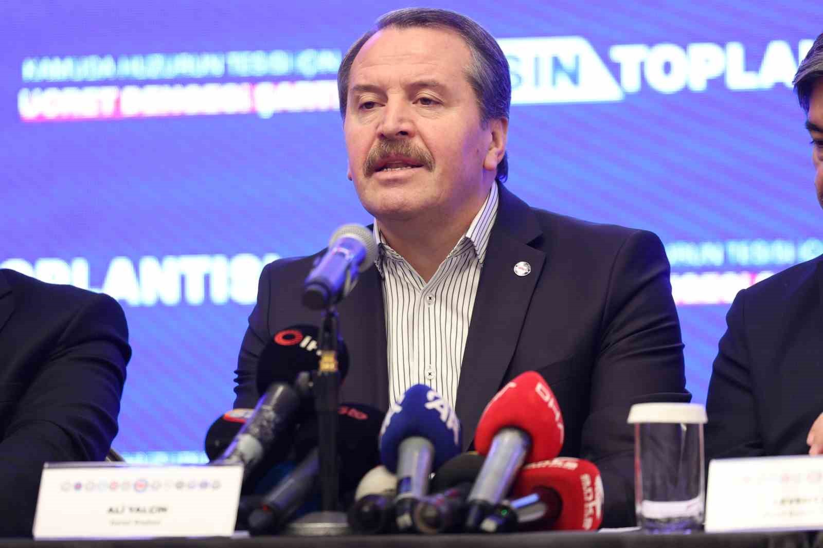 Memur-Sen Başkanı Yalçın: "Kamu personel sistemine ilişkin yapılacak köklü çalışmanın tamamlayıcı unsuru toplu sözleşme yasamız olmalıdır"
