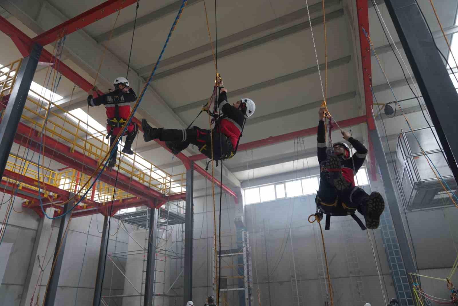 Menemen Belediyesi, afetlere karşı hazırlıklarını genişletti
