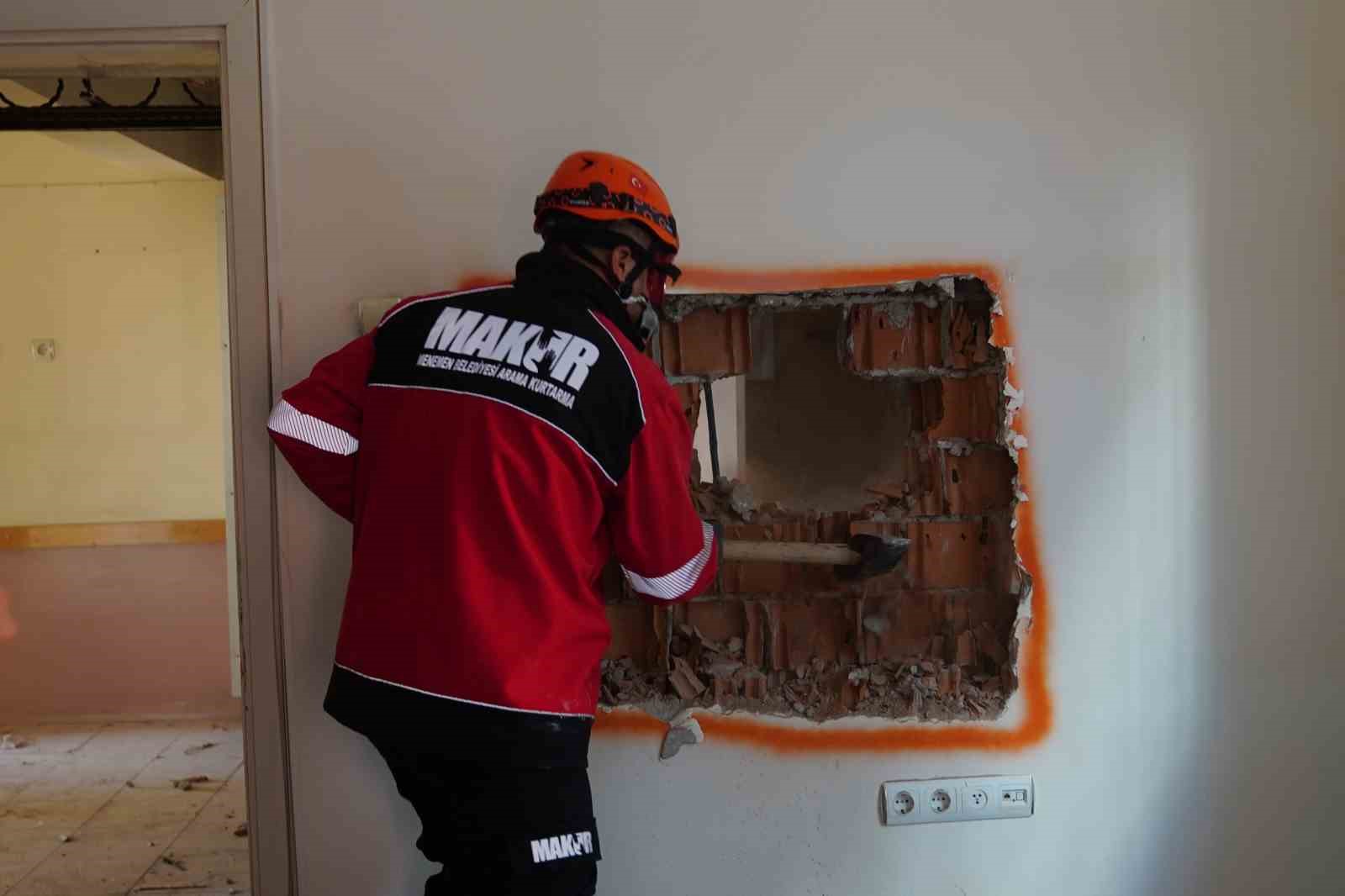 Menemen Belediyesi, afetlere karşı hazırlıklarını genişletti
