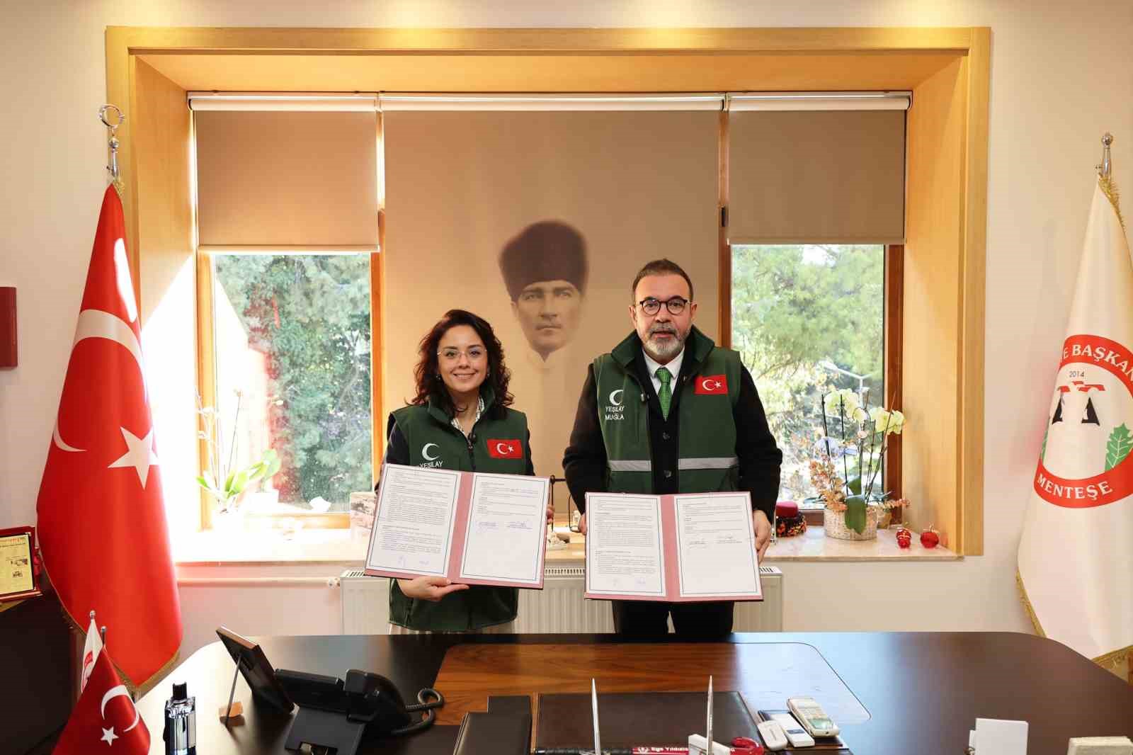 Menteşe Belediyesi ve Yeşilay’dan bağımlılıkla mücadelede güç birliği
Menteşe Belediyesi ve Yeşilay’dan bağımlılıkla mücadelede güç birliği