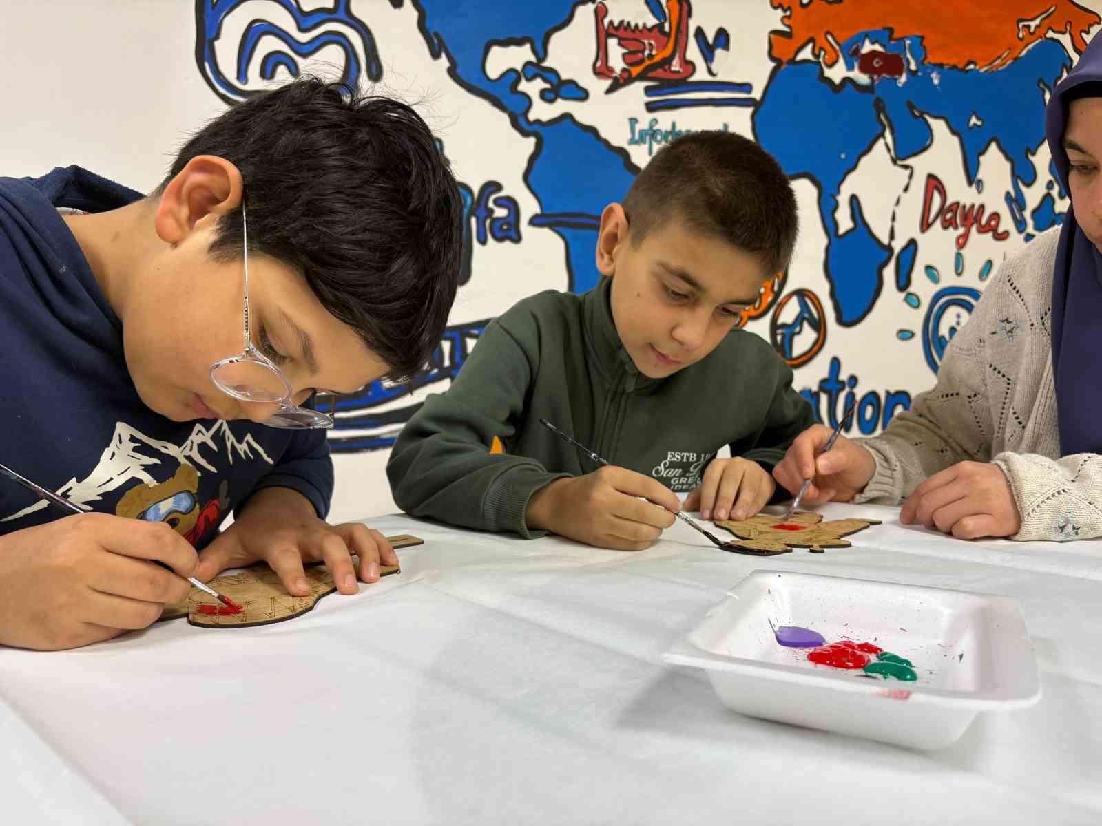 Menteşe’de çocuklar Ramazan ayında etkinliklerine devam ediyor
