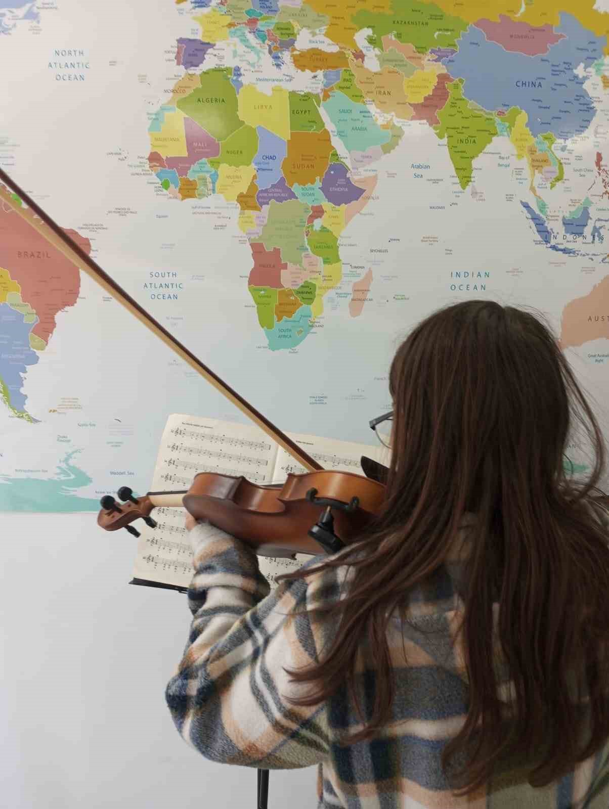 Menteşe’de gençler sanatla buluşuyor
