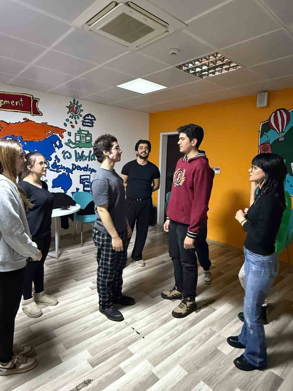 Menteşe’de perde gençler için açılıyor
