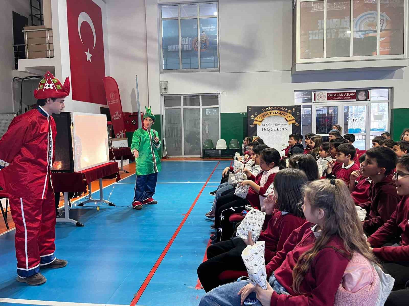 Menteşe’de Ramazan coşkusu
Menteşe’de Ramazan coşkusu