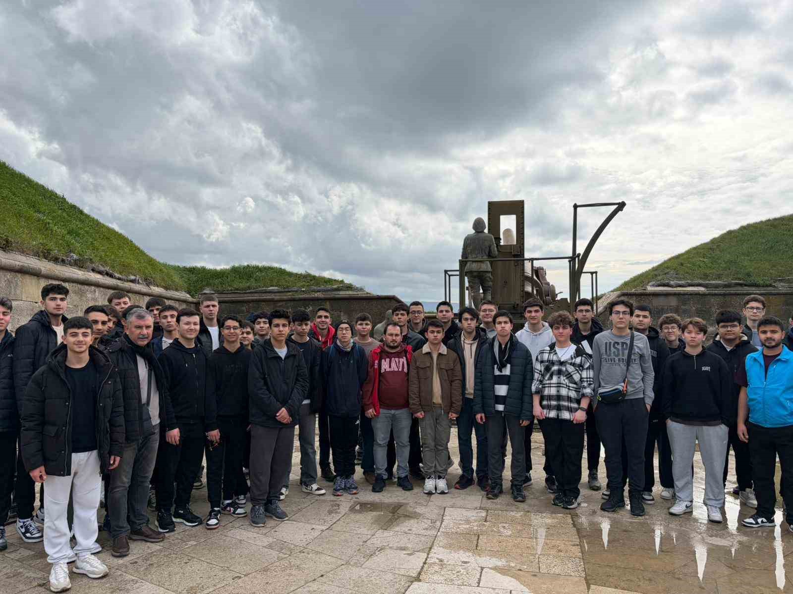 Menteşeli gençler Çanakkale ruhunu yerinde hissetti
