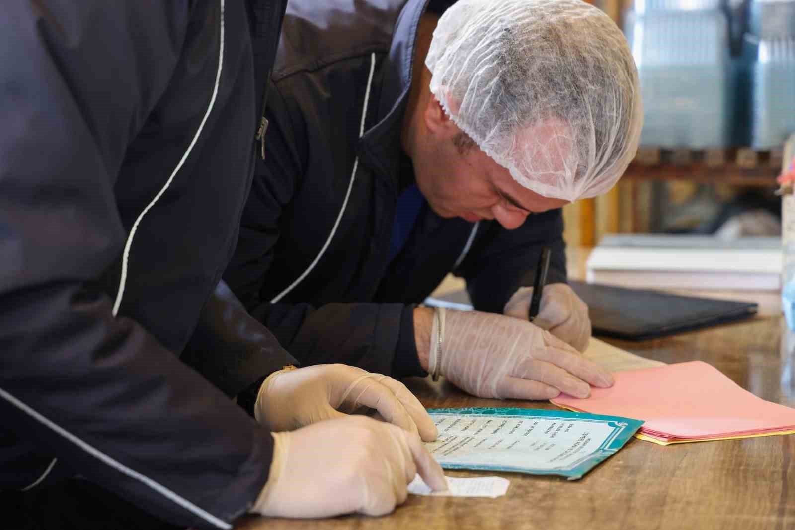 Meram zabıtasından fırın ve pastanelere sıkı takip
