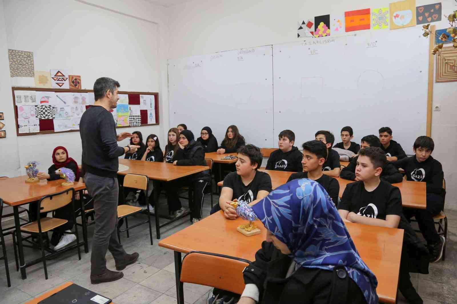 Meram’da çocuklar geleceği dönüştürüyor
Meram’da çocuklar geleceği dönüştürüyor