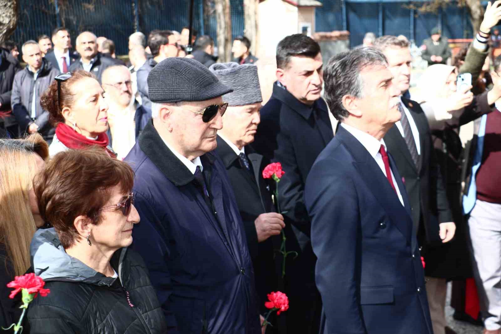 Merasim Sokak’ta terör saldırısında hayatını kaybedenler anıldı
