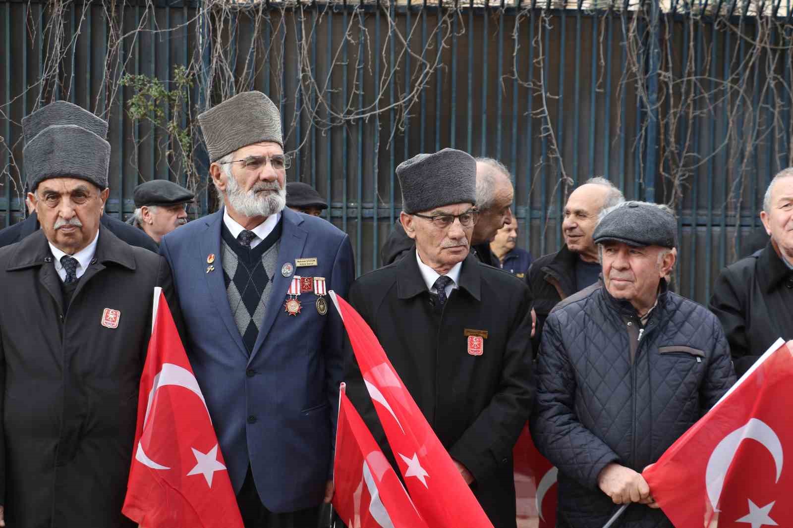 Merasim Sokak’ta terör saldırısında hayatını kaybedenler anıldı
