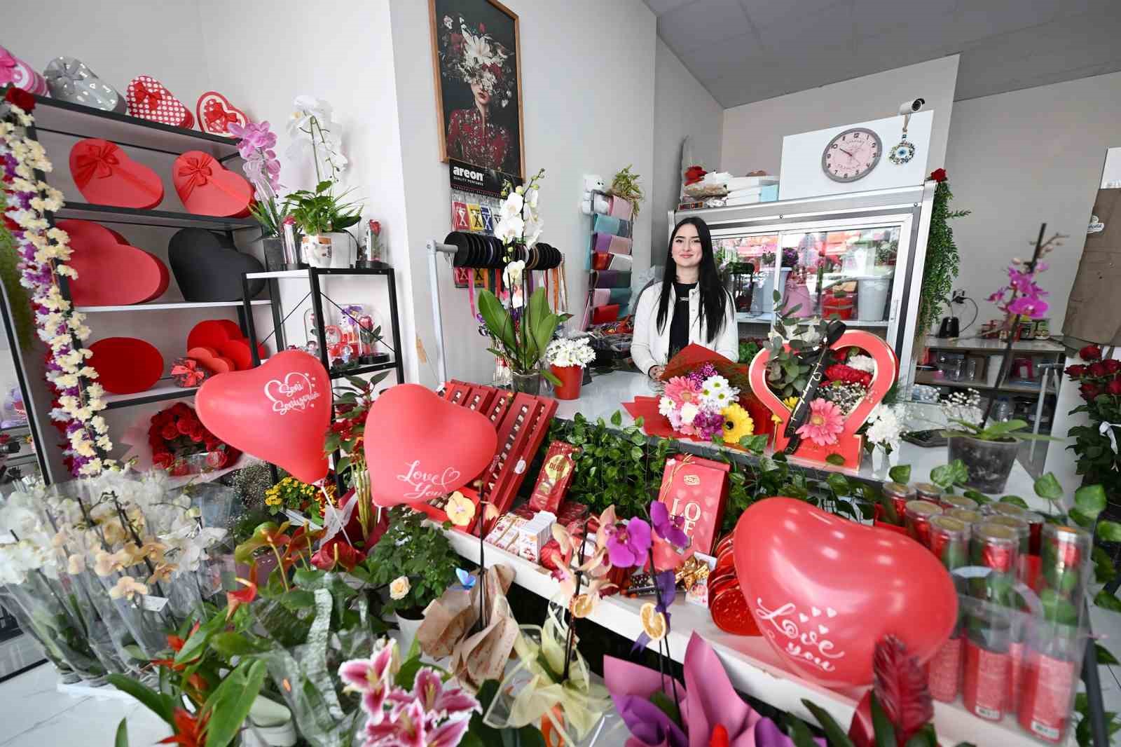 MERCEK kurslarıyla hayaller gerçeğe dönüşüyor
MERCEK kurslarıyla hayaller gerçeğe dönüşüyor