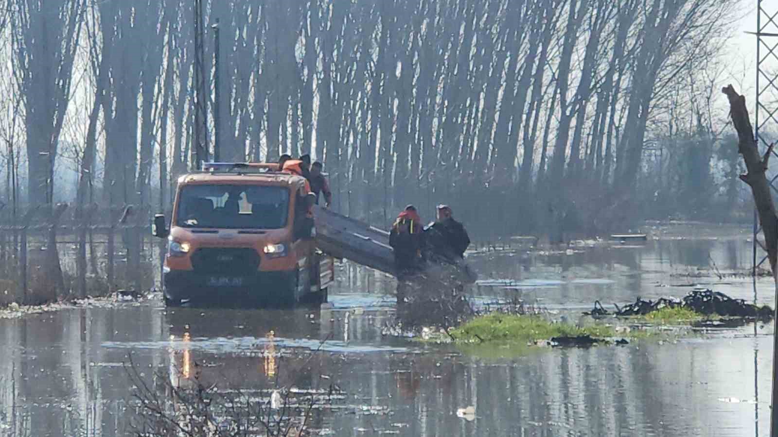 Meriç Nehri çevresinde can pazarı: Vatandaşlar tahliye ediliyor

