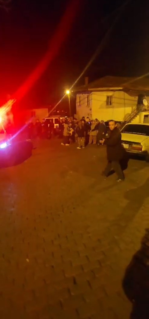 Merkez üssü Işıklar Mahallesi’nde deprem tedirginliği
