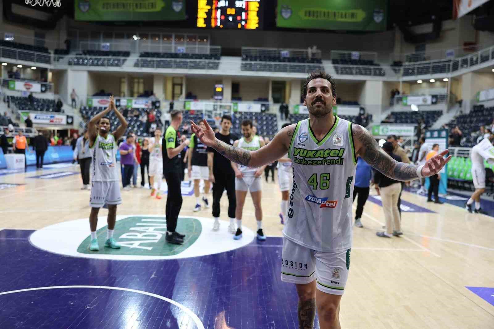 Merkezefendi Basket Avrupa iddiasını sürdürüyor
