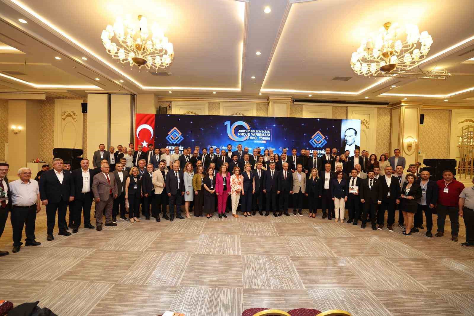 Merkezefendi Belediyesi Atatürk Bilim Merkezi, Akdeniz Belediyecilik Proje Yarışmasında ödül aldı
